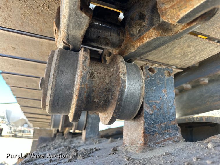 image for item NJ9476 2010 Komatsu PC350LC-8 excavator