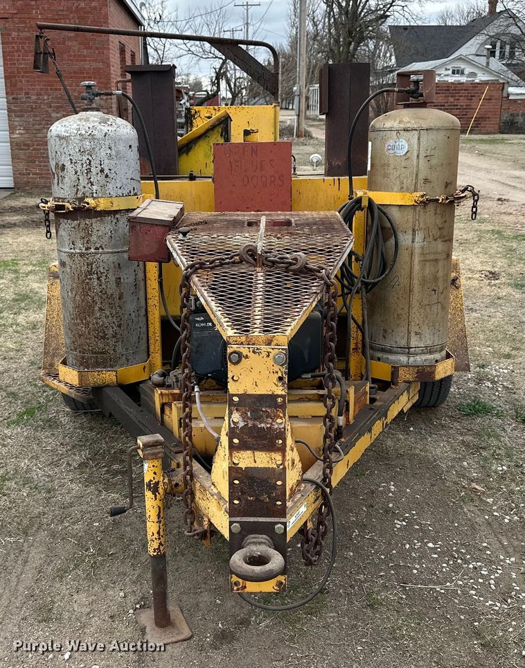 image for item NJ9487 Cimline crack seal machine