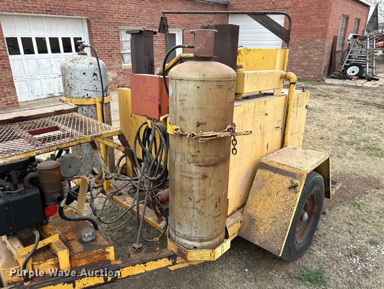 image for item NJ9487 Cimline crack seal machine