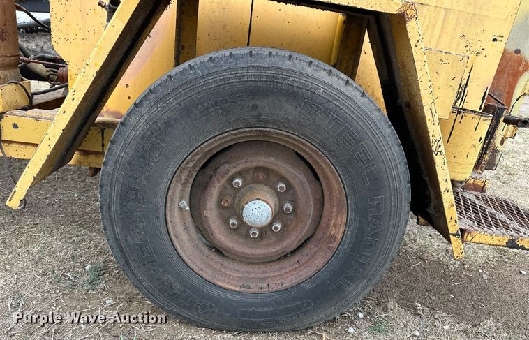 image for item NJ9487 Cimline crack seal machine