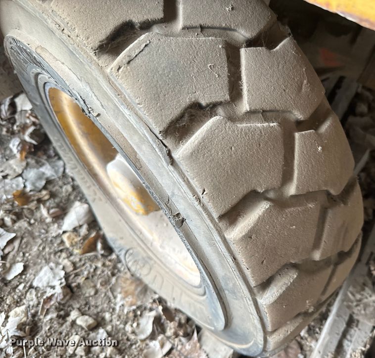 image for item NN9497 Yale G83P-060-SB forklift