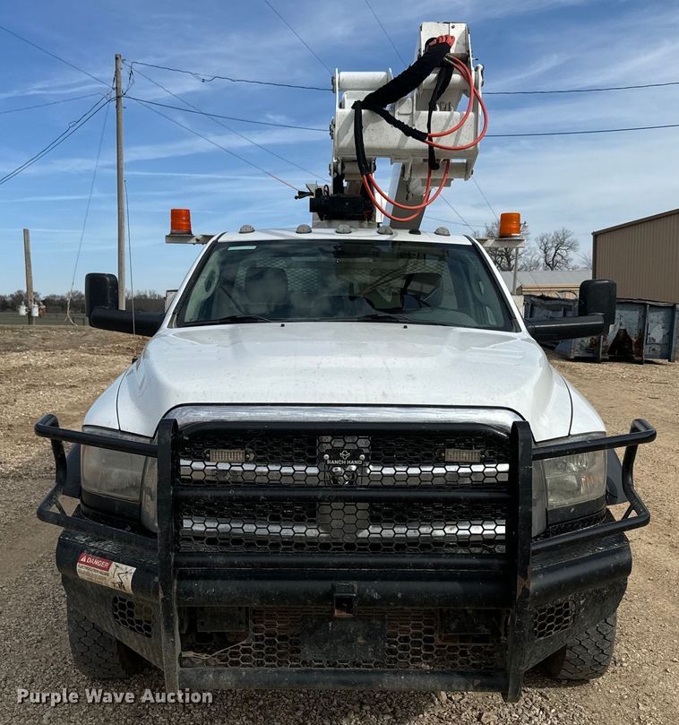 image for item NS9519 2017 Dodge Ram 5500HD bucket truck