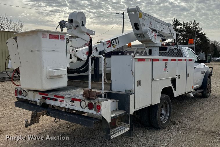 image for item NS9519 2017 Dodge Ram 5500HD bucket truck