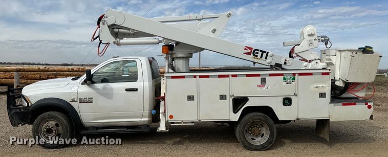 image for item NS9519 2017 Dodge Ram 5500HD bucket truck