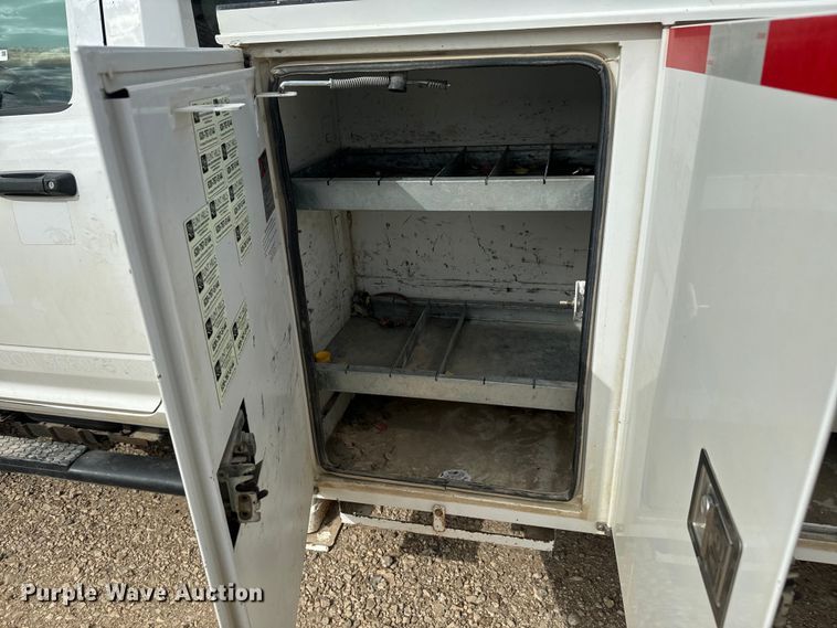 image for item NS9519 2017 Dodge Ram 5500HD bucket truck