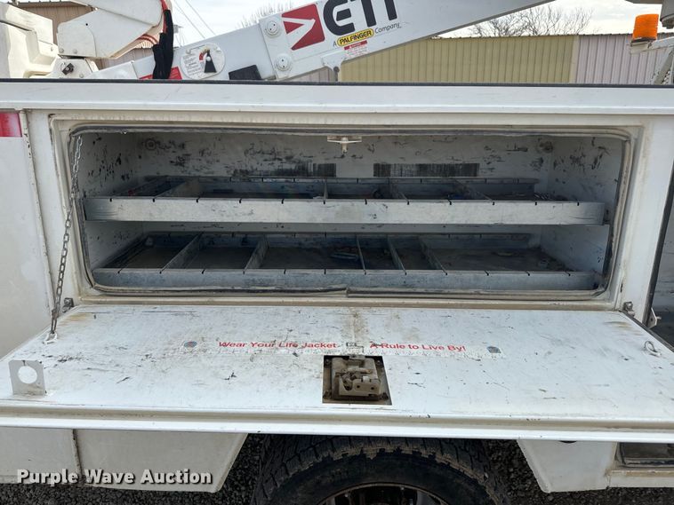 image for item NS9519 2017 Dodge Ram 5500HD bucket truck