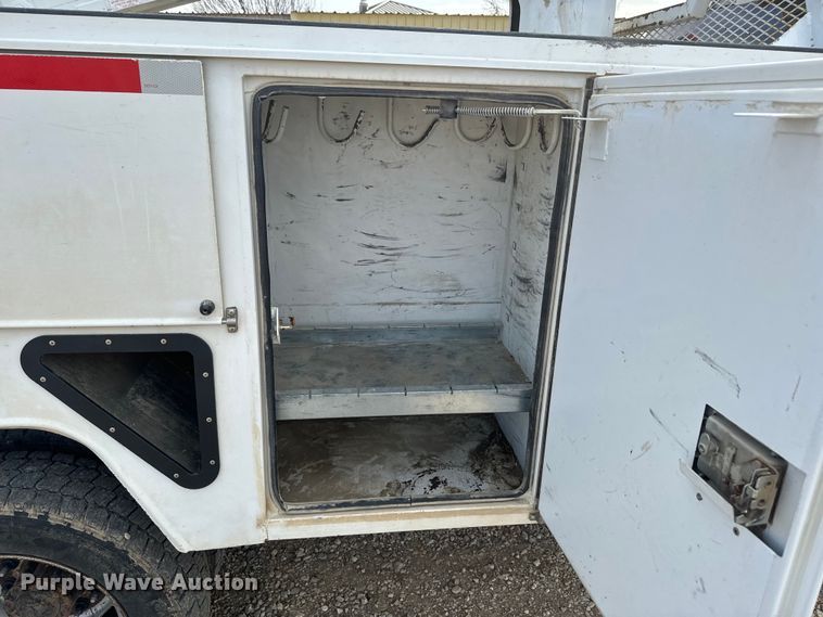 image for item NS9519 2017 Dodge Ram 5500HD bucket truck