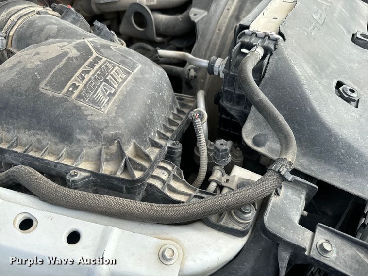 image for item NS9519 2017 Dodge Ram 5500HD bucket truck