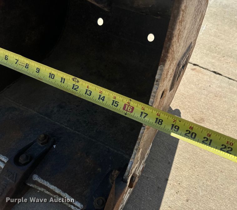 image for item NS9535 2017 IHI 25V4-F mini excavator