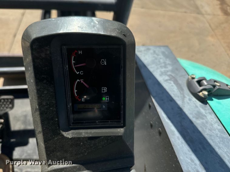 image for item NS9535 2017 IHI 25V4-F mini excavator