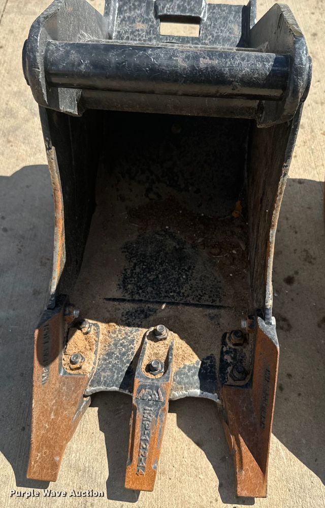 image for item NS9535 2017 IHI 25V4-F mini excavator