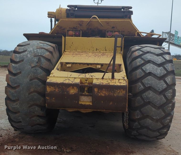 image for item NZ9403 1984 Caterpillar 615 elevating scraper