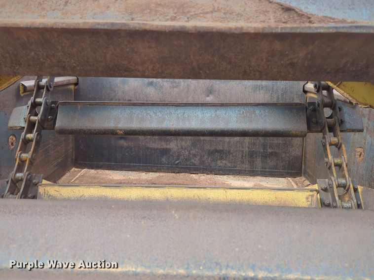 image for item NZ9403 1984 Caterpillar 615 elevating scraper