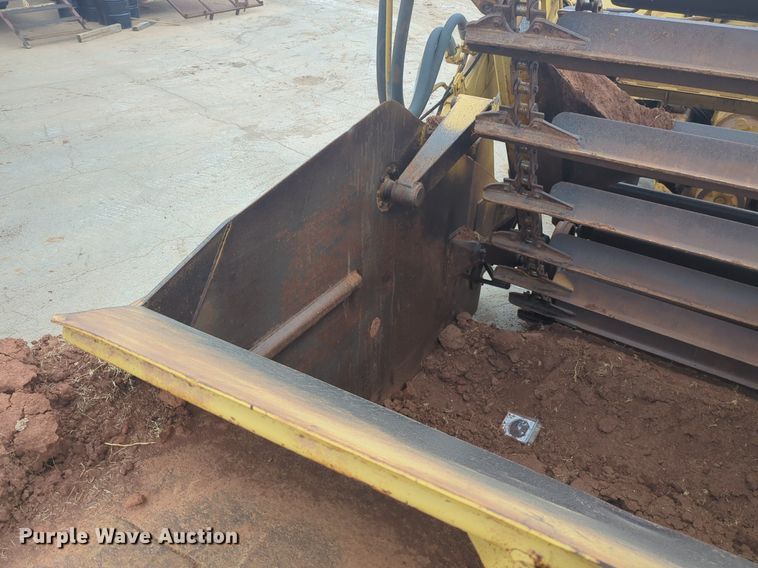 image for item NZ9403 1984 Caterpillar 615 elevating scraper