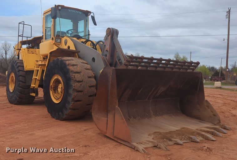 image for item NZ9433 2004 Volvo L220E wheel loader