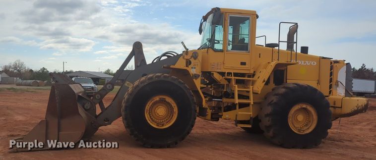 image for item NZ9433 2004 Volvo L220E wheel loader