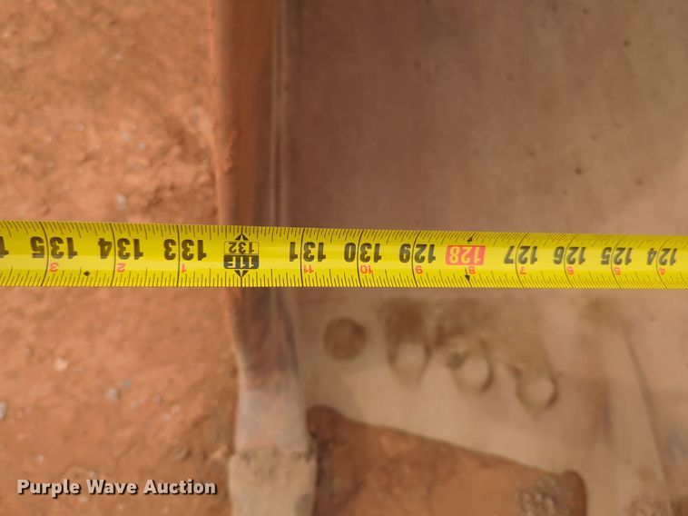 image for item NZ9433 2004 Volvo L220E wheel loader