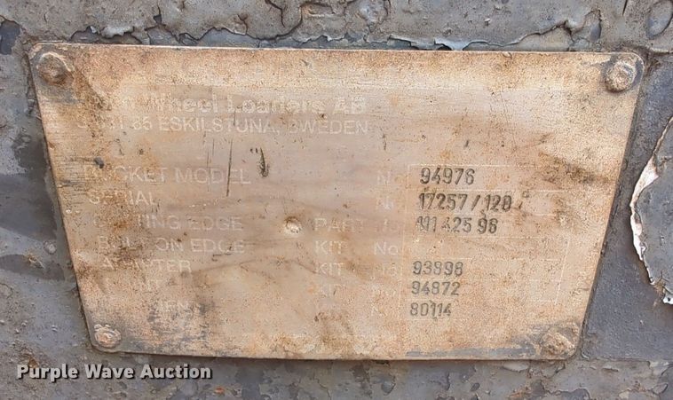 image for item NZ9433 2004 Volvo L220E wheel loader