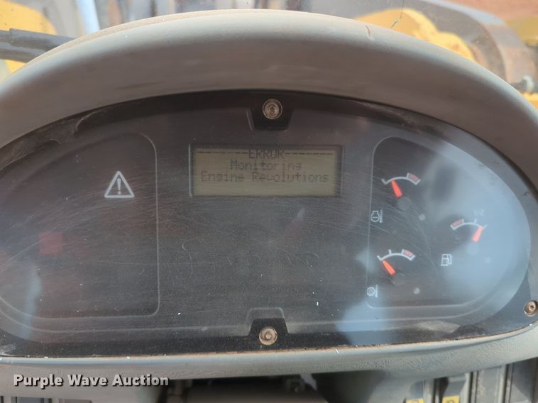 image for item NZ9433 2004 Volvo L220E wheel loader