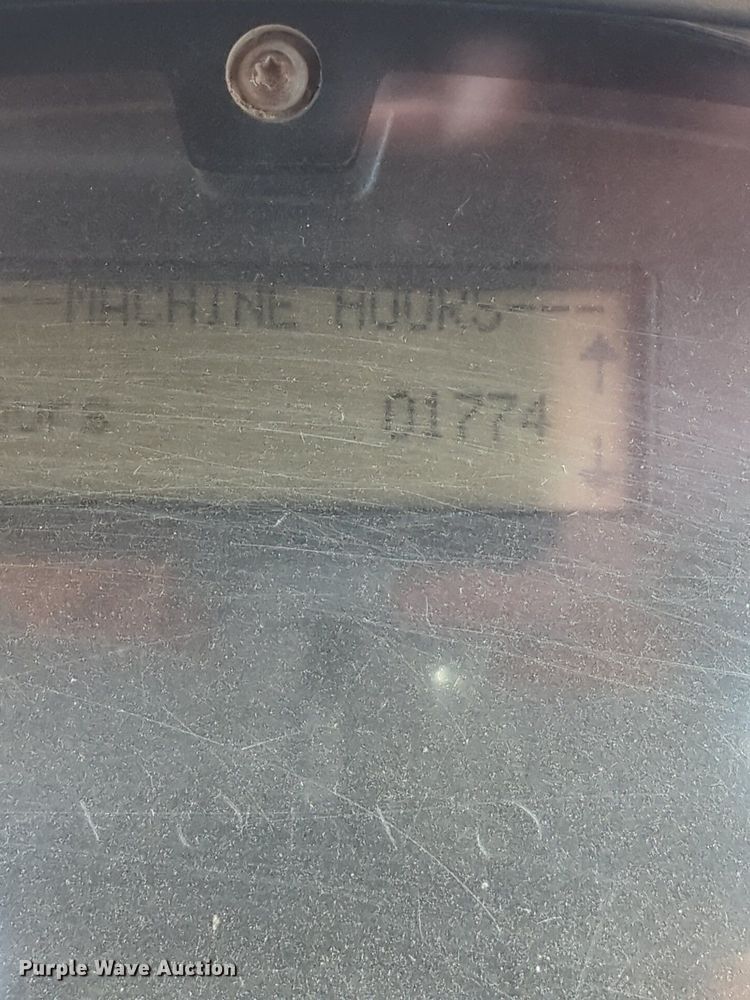 image for item NZ9433 2004 Volvo L220E wheel loader