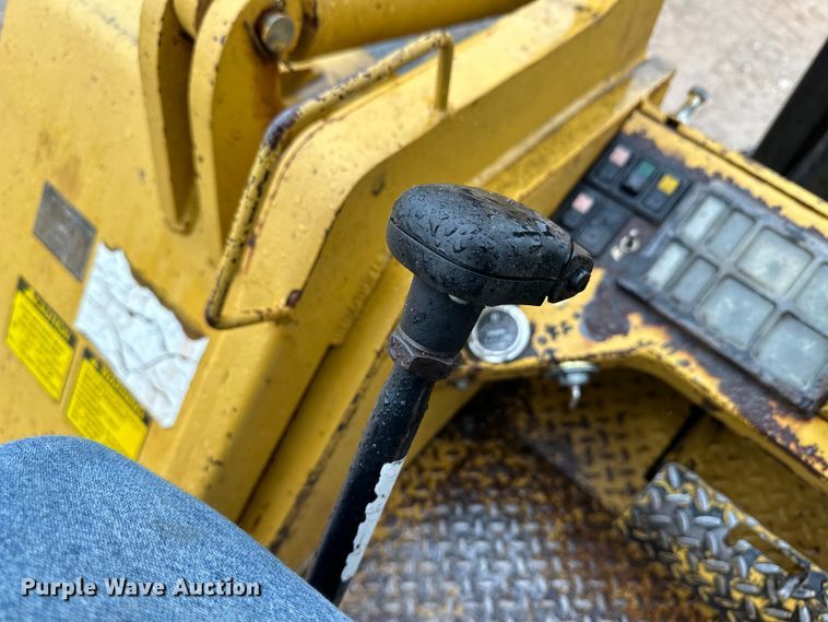 image for item OA9664 2005 Mastercraft C-06-1306 forklift