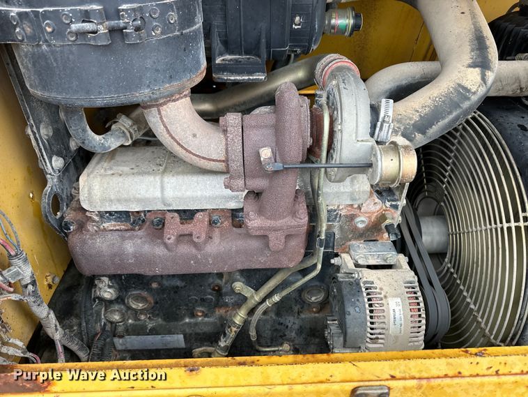 image for item OA9664 2005 Mastercraft C-06-1306 forklift