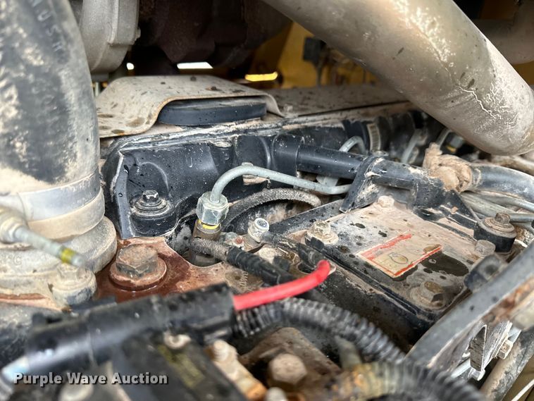 image for item OA9664 2005 Mastercraft C-06-1306 forklift