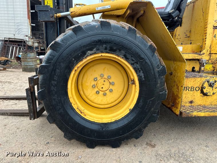 image for item OA9664 2005 Mastercraft C-06-1306 forklift