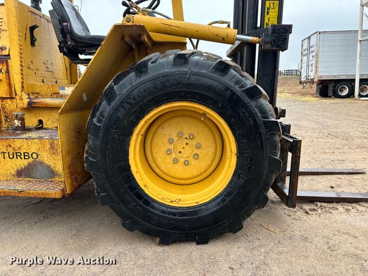 image for item OA9664 2005 Mastercraft C-06-1306 forklift