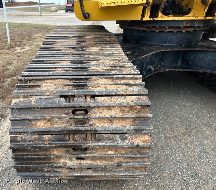 image for item OA9665 2015 John Deere 210G LC excavator