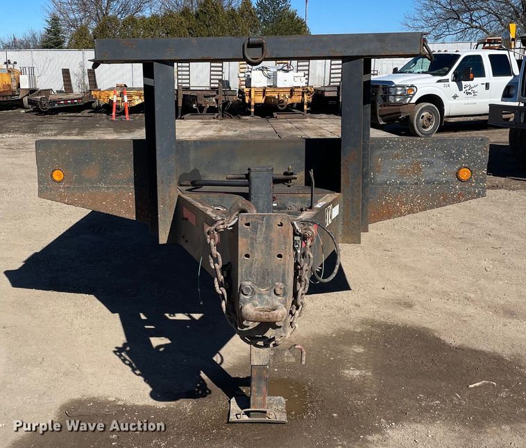 image for item OG9841 2003 Felling  equipment trailer