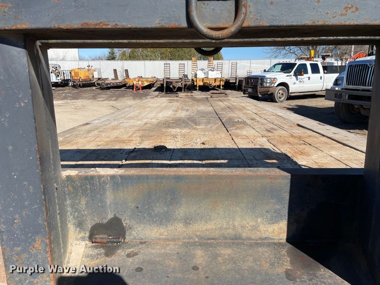 image for item OG9841 2003 Felling  equipment trailer