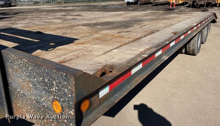 image for item OG9841 2003 Felling  equipment trailer