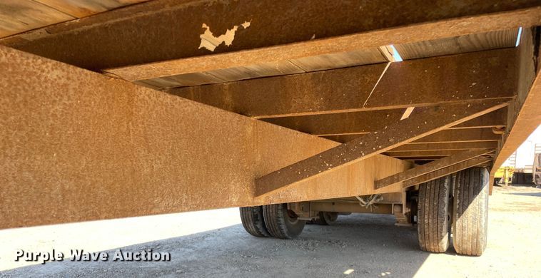 image for item OG9841 2003 Felling  equipment trailer