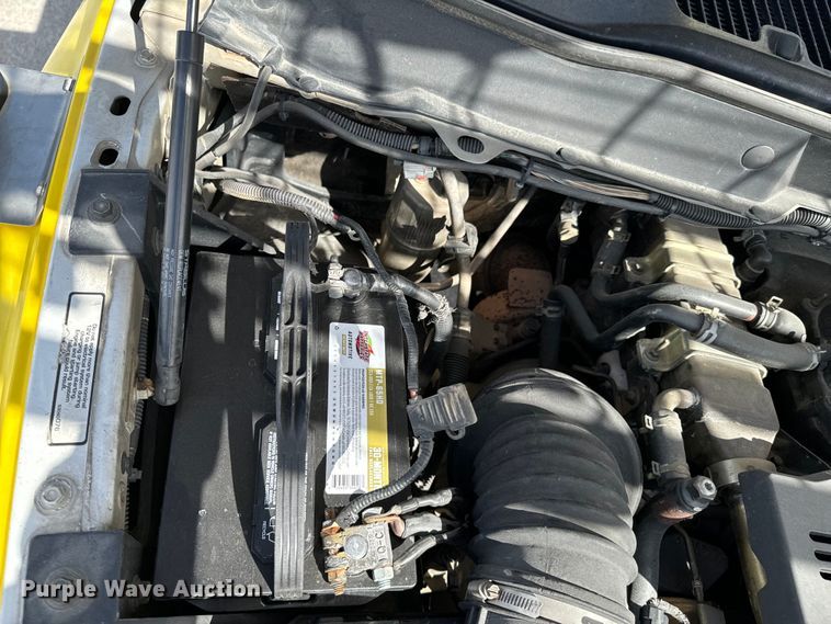 image for item OJ9660 2009 Sterling 5500 bucket truck