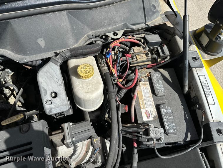 image for item OJ9660 2009 Sterling 5500 bucket truck