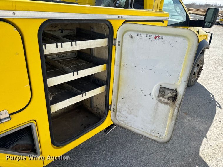 image for item OJ9661 2014 Dodge Ram 5500 bucket truck