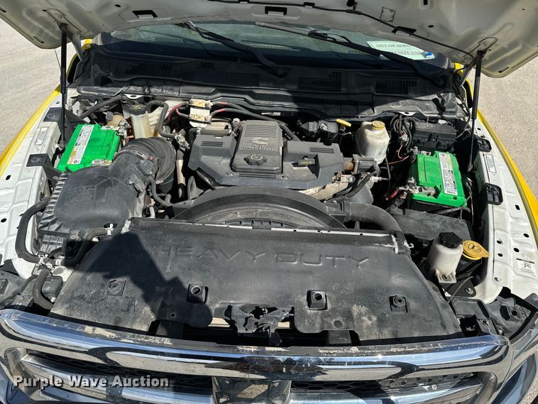 image for item OJ9661 2014 Dodge Ram 5500 bucket truck