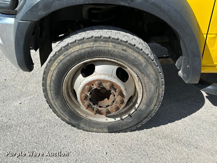 image for item OJ9661 2014 Dodge Ram 5500 bucket truck