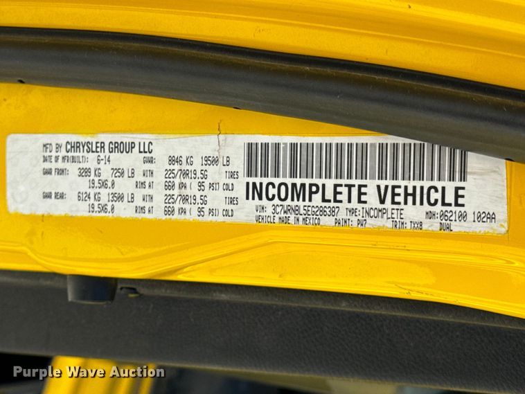 image for item OJ9661 2014 Dodge Ram 5500 bucket truck