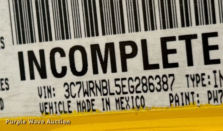 image for item OJ9661 2014 Dodge Ram 5500 bucket truck