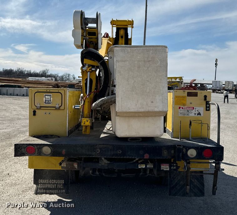 image for item OJ9662 2008 Dodge Ram 5500HD bucket truck