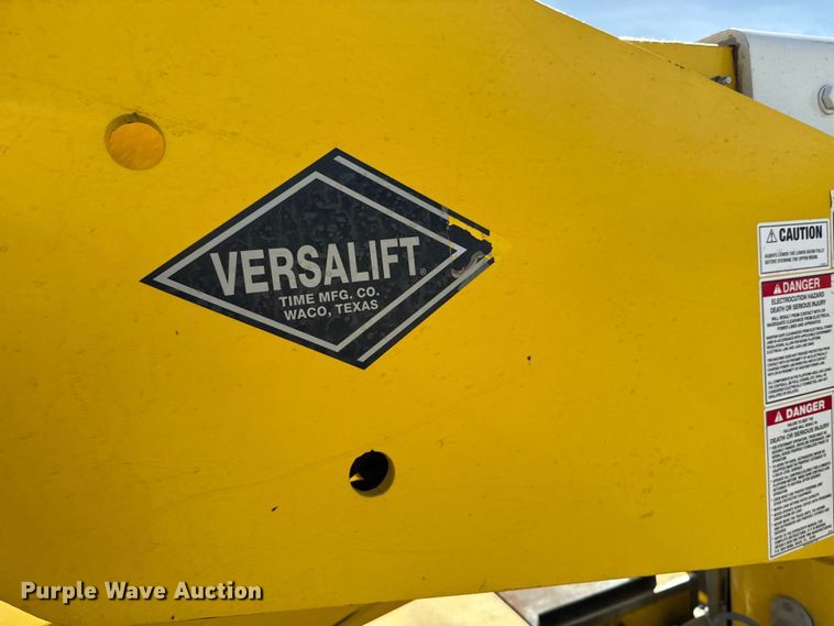 image for item OJ9662 2008 Dodge Ram 5500HD bucket truck