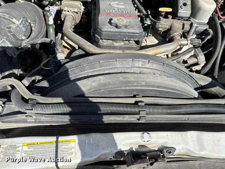 image for item OJ9662 2008 Dodge Ram 5500HD bucket truck