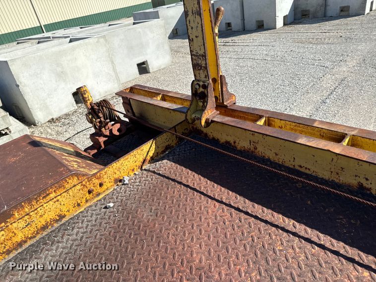 image for item OJ9666 1989 Shop built pole trailer