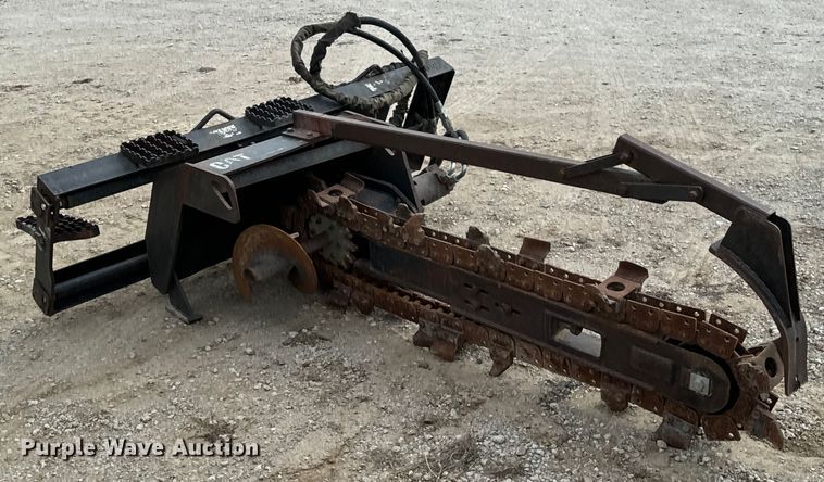 image for item OJ9683 Caterpillar T9 skid steer trencher