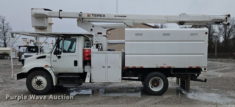 image for item OK9817 2005 International  4300 forestry bucket truck