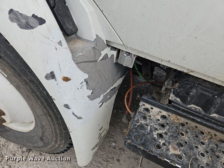 image for item OK9817 2005 International  4300 forestry bucket truck