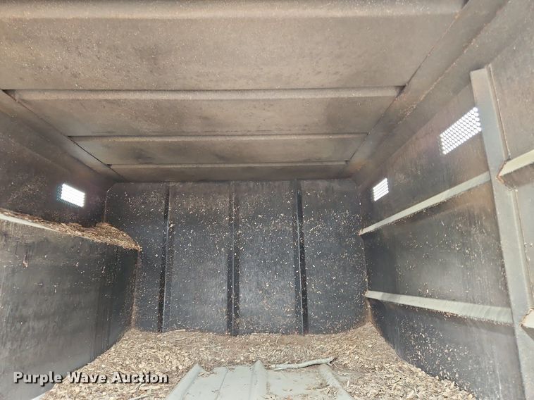 image for item OK9817 2005 International  4300 forestry bucket truck