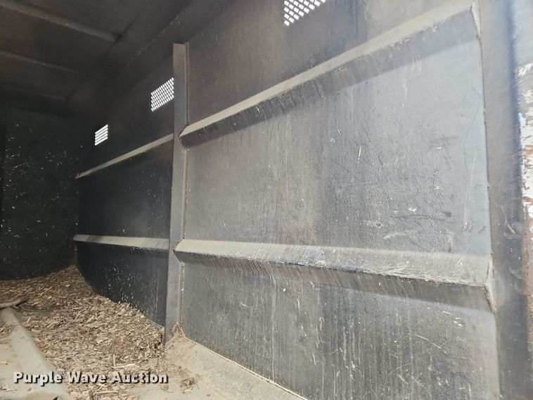 image for item OK9817 2005 International  4300 forestry bucket truck